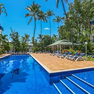 Agincourt Beachfront **** Clifton Beach