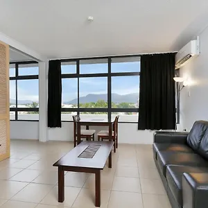 Sunshine Tower **** Cairns